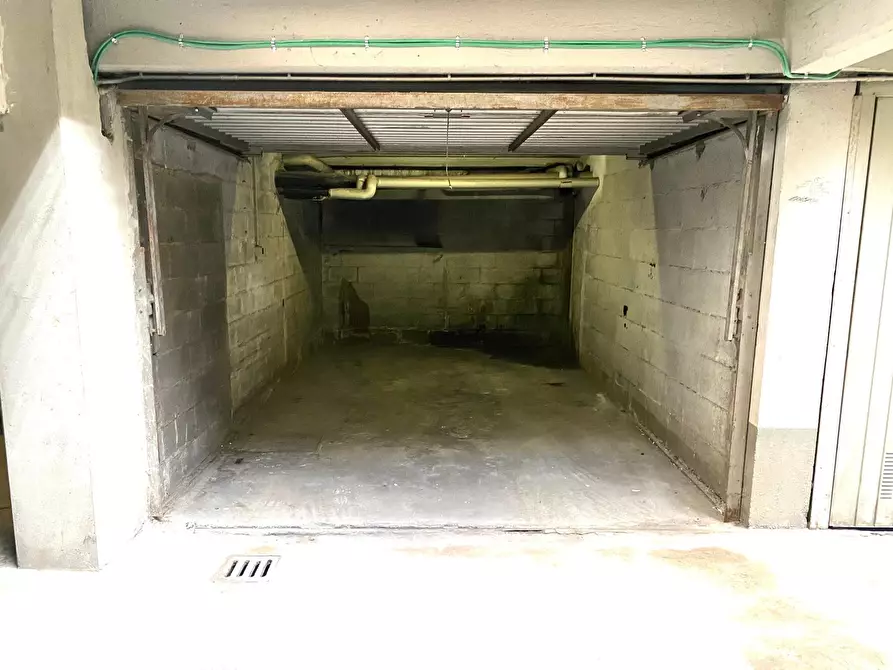 Immagine 57 di Appartamento in vendita  in Via Santa Sofia 27 a Milano