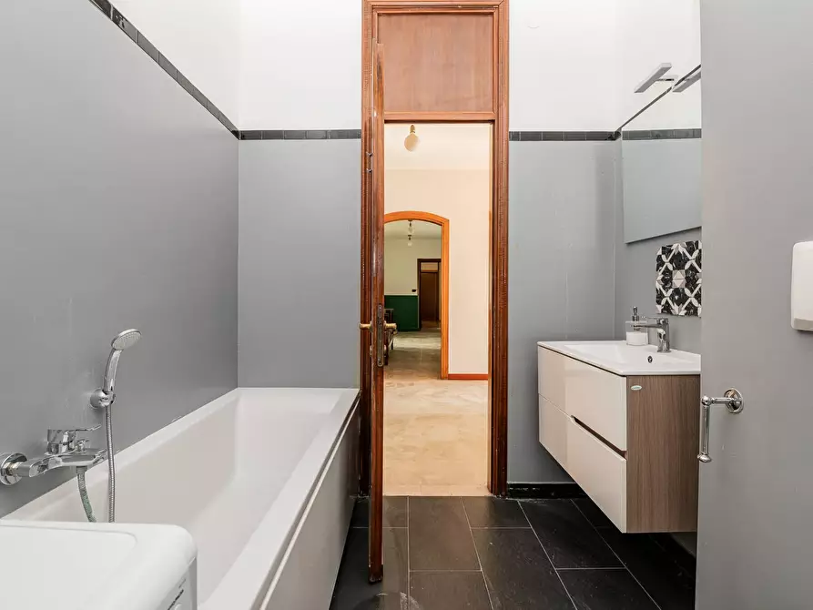 Immagine 29 di Appartamento in vendita  in Via Santa Sofia 27 a Milano