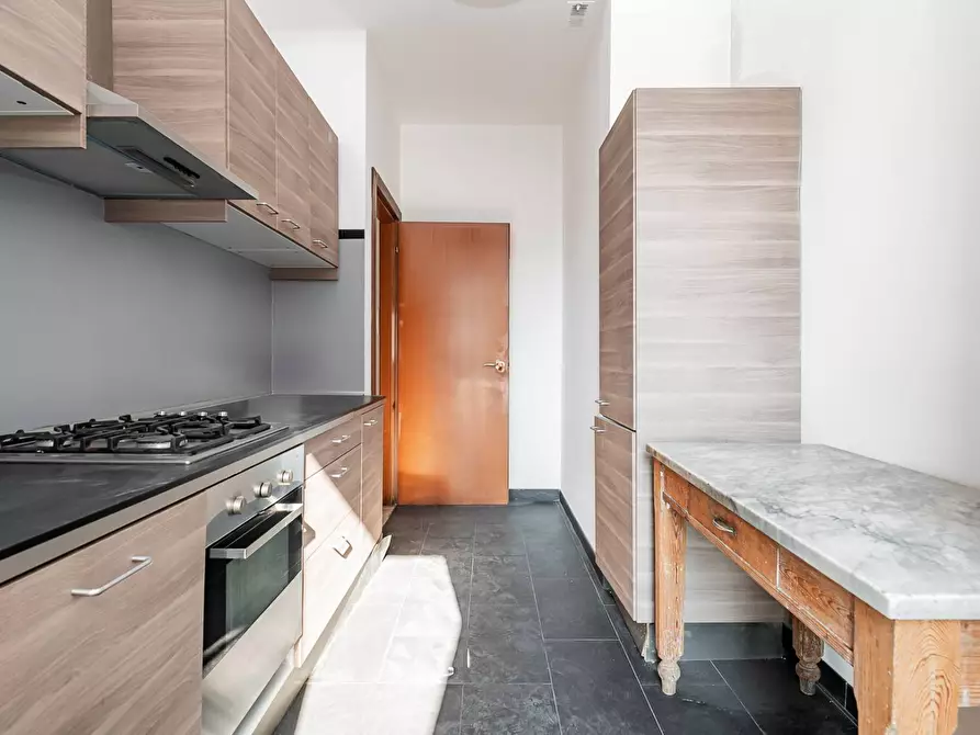 Immagine 33 di Appartamento in vendita  in Via Santa Sofia 27 a Milano