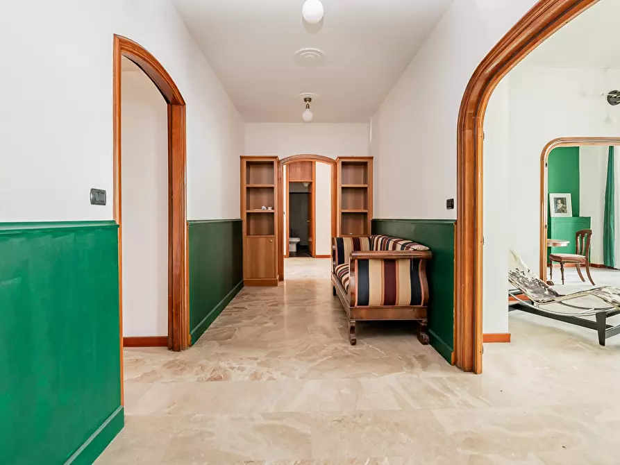 Immagine 6 di Appartamento in vendita  in Via Santa Sofia 27 a Milano