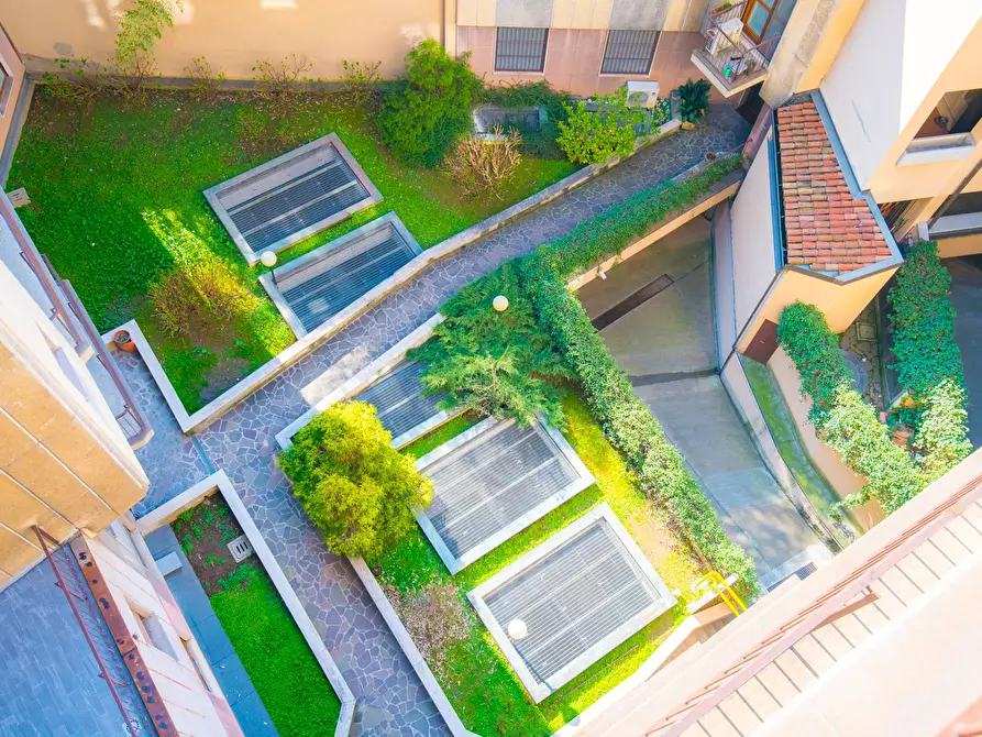 Immagine 43 di Appartamento in vendita  in Via Santa Sofia 27 a Milano