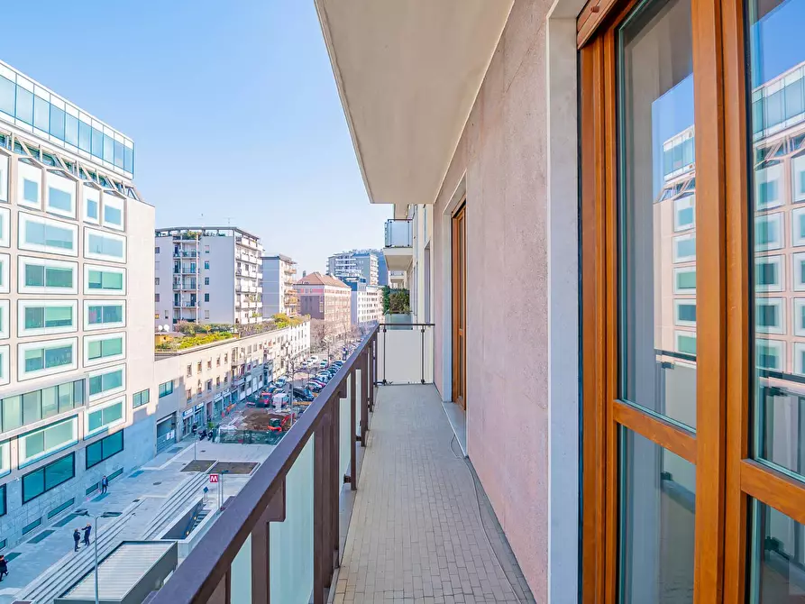 Immagine 5 di Appartamento in vendita  in Via Santa Sofia 27 a Milano