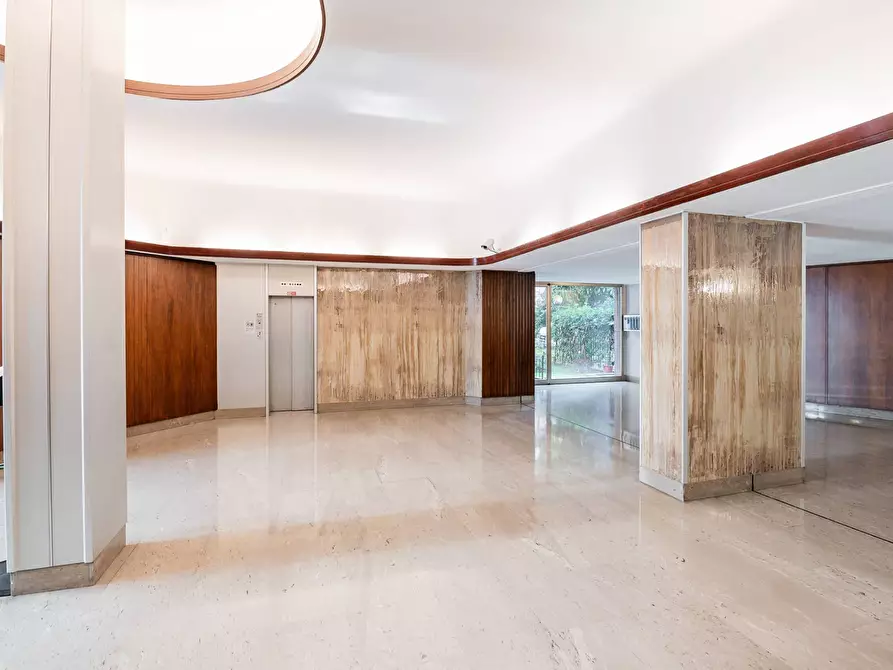 Immagine 51 di Appartamento in vendita  in Via Santa Sofia 27 a Milano