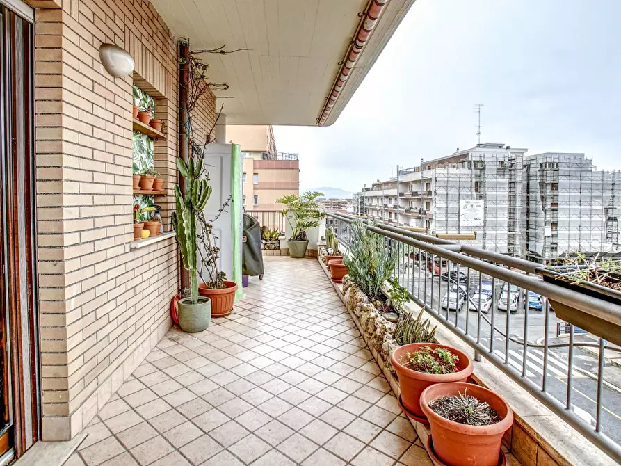 Immagine 16 di Appartamento in vendita  in Via Confalonieri 4 a Pomezia