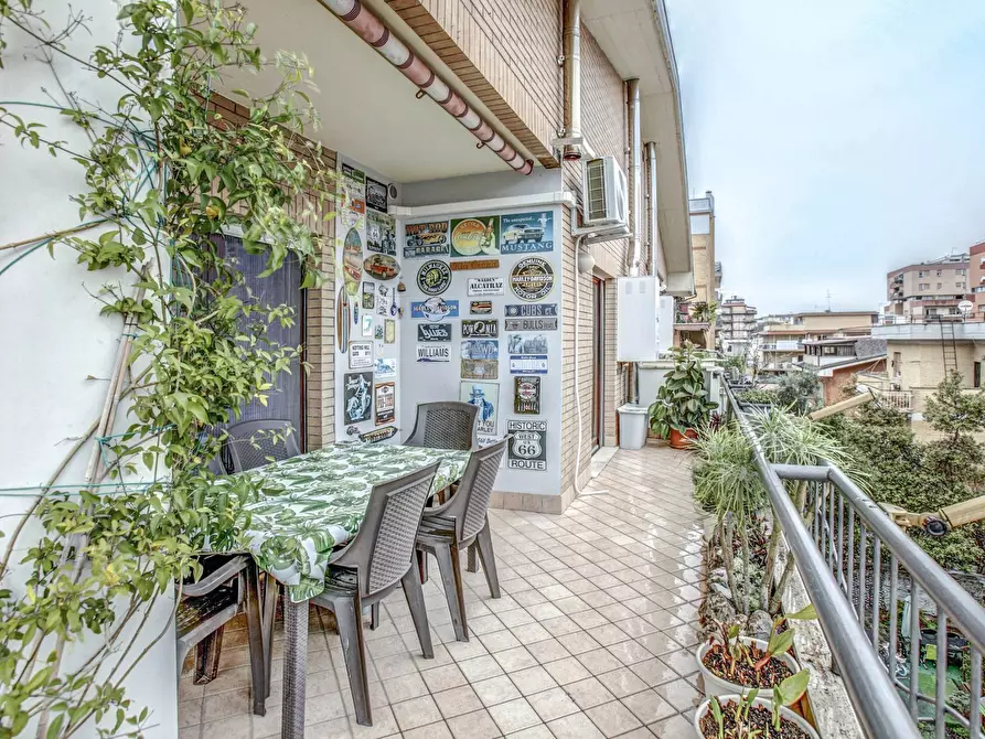 Immagine 19 di Appartamento in vendita  in Via Confalonieri 4 a Pomezia