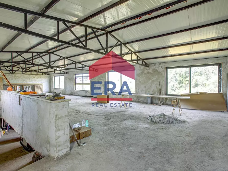 Immagine 17 di Locale commerciale in vendita  in via dei peschi a Ardea