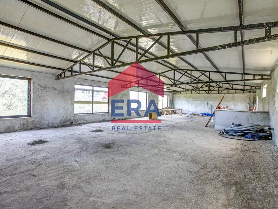 Immagine 20 di Locale commerciale in vendita  in via dei peschi a Ardea