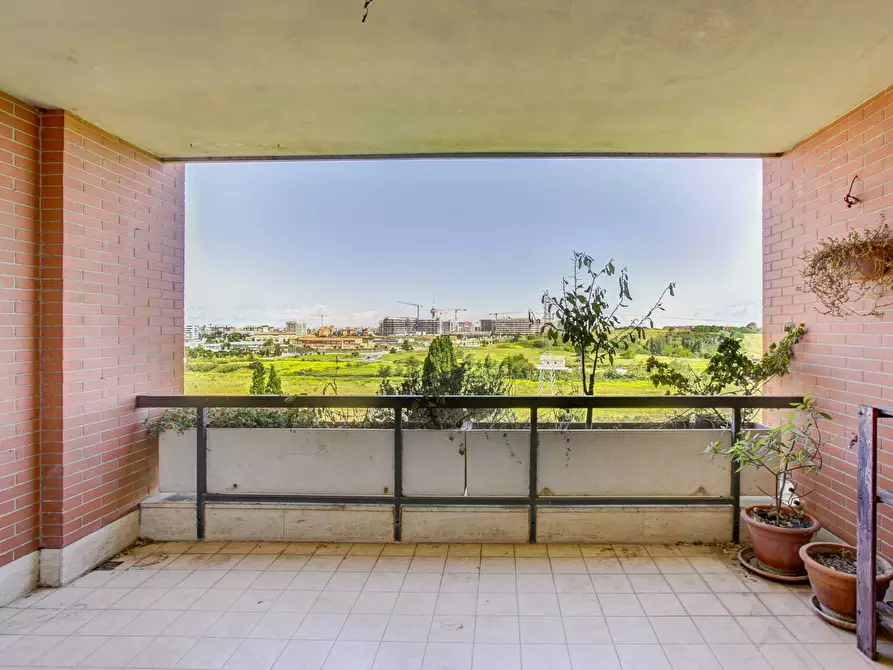 Immagine 5 di Attico in vendita  in Via Renato Caccioppoli 310 a Roma