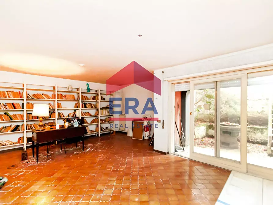 Immagine 4 di Villetta a schiera in vendita  in Via Vincenzo Arangio Ruiz 23 a Roma