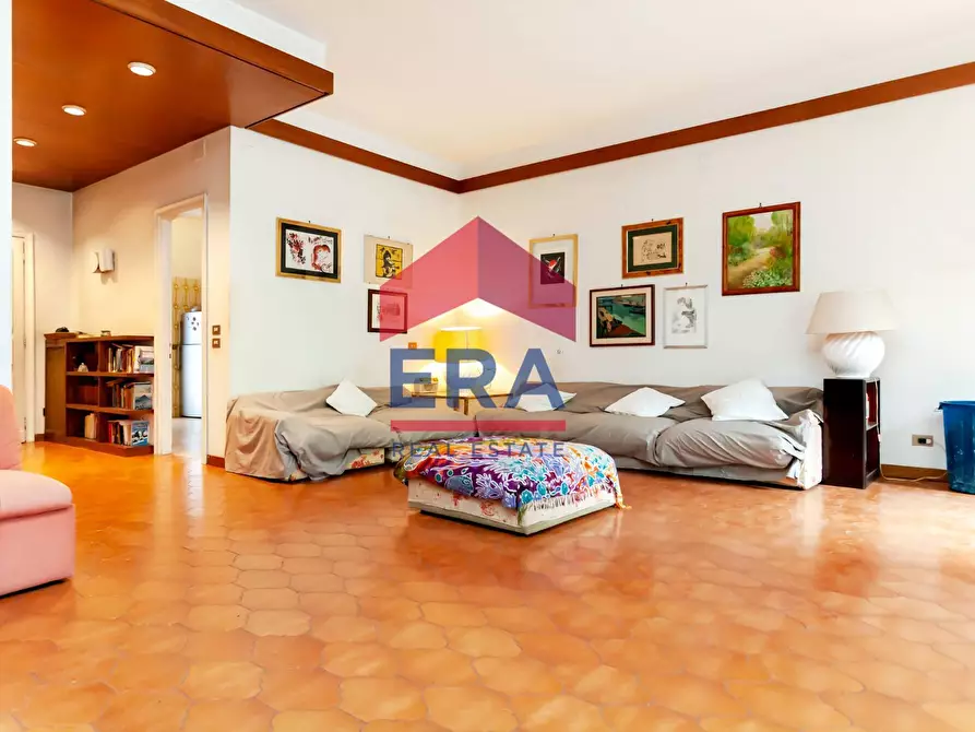 Immagine 2 di Villetta a schiera in vendita  in Via Vincenzo Arangio Ruiz 23 a Roma