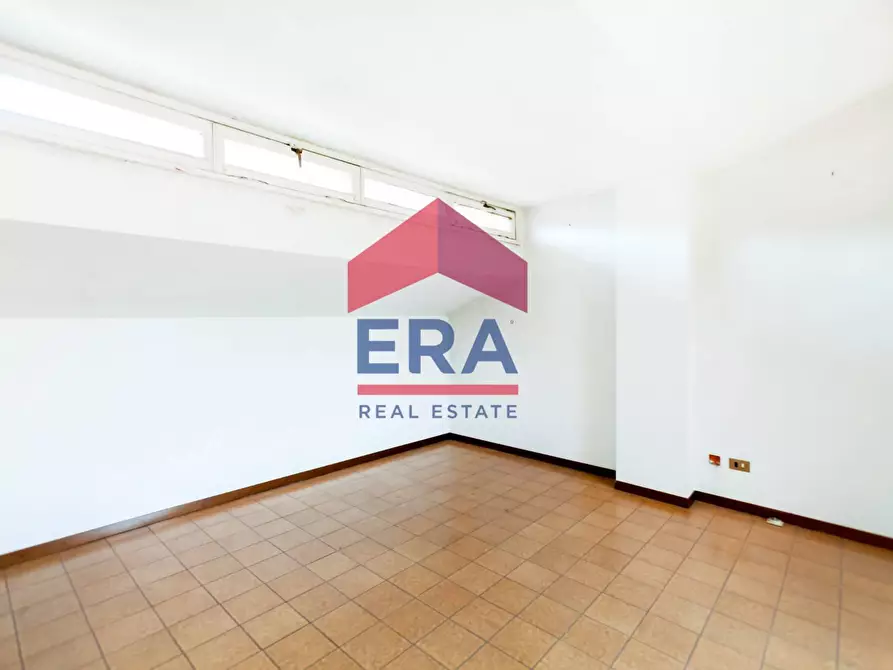 Immagine 20 di Villetta a schiera in vendita  in Via Vincenzo Arangio Ruiz 23 a Roma