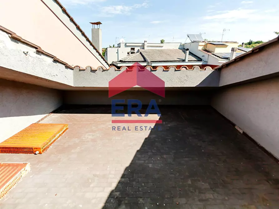 Immagine 24 di Villetta a schiera in vendita  in Via Vincenzo Arangio Ruiz 23 a Roma