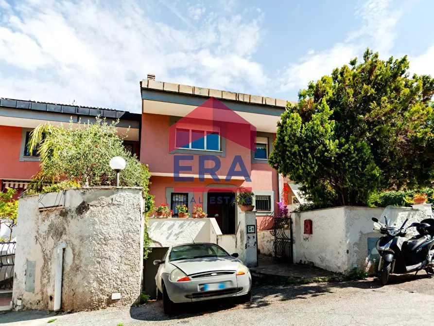 Immagine 31 di Villetta a schiera in vendita  in Via Vincenzo Arangio Ruiz 23 a Roma