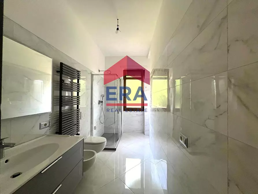 Immagine 11 di Appartamento in vendita  in Via Casalinuovo 21 a Roma