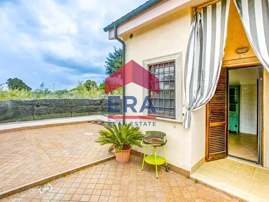 Immagine 16 di Villetta a schiera in vendita  in Via Vittorio Alpe 8 a Roma