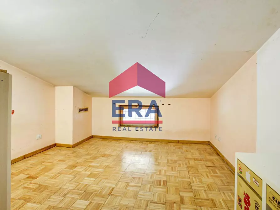 Immagine 27 di Villetta a schiera in vendita  in Via Vittorio Alpe 8 a Roma