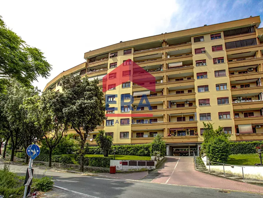 Immagine 21 di Appartamento in vendita  in Viale degli Eroi di Rodi 85 a Roma