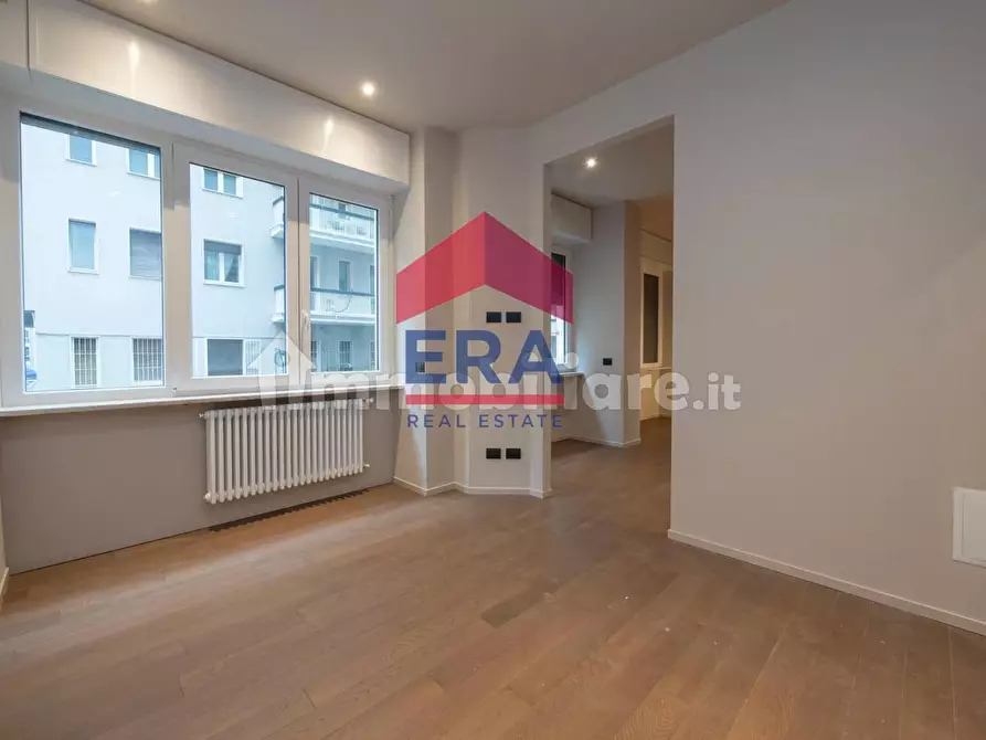 Immagine 21 di Appartamento in vendita  a Milano
