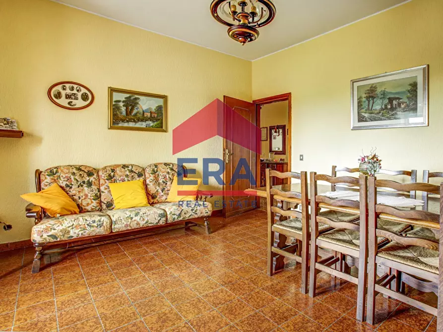 Immagine 6 di Appartamento in vendita  in Via delle Gardenie 24 a Pomezia