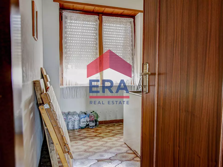 Immagine 26 di Appartamento in vendita  in Via delle Gardenie 24 a Pomezia