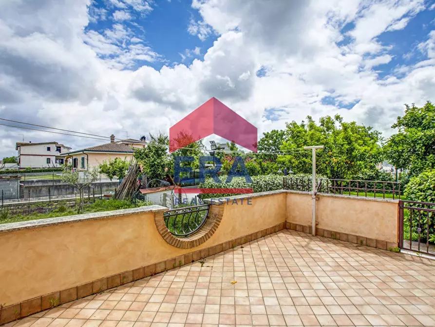 Immagine 22 di Appartamento in vendita  in Via delle Gardenie 24 a Pomezia