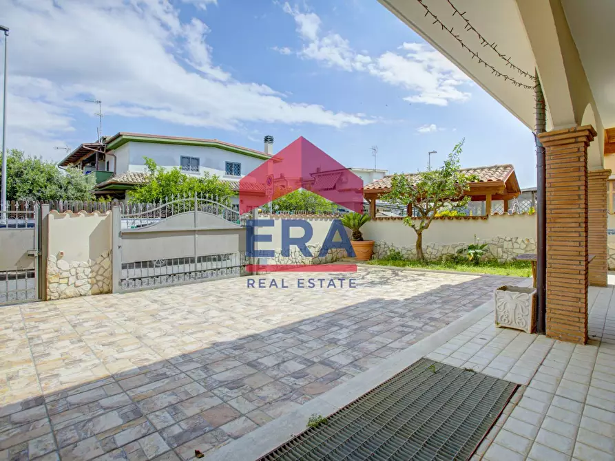 Immagine 23 di Casa semindipendente in vendita  in via Pontedera 15/a a Pomezia