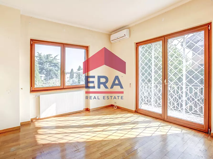 Immagine 11 di Villetta a schiera in vendita  in Via Sofocle 152 a Roma