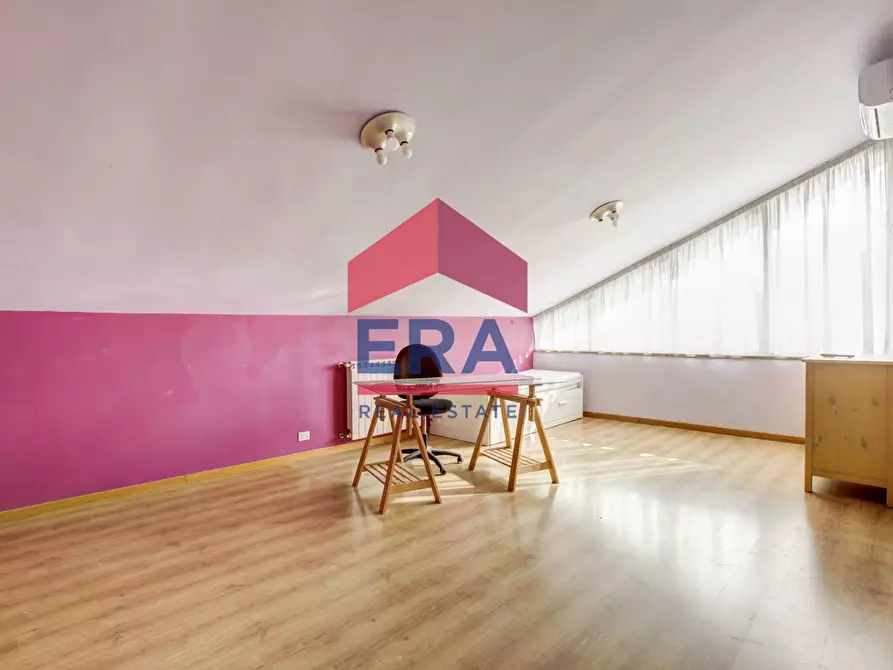 Immagine 19 di Villetta a schiera in vendita  in Via Sofocle 152 a Roma