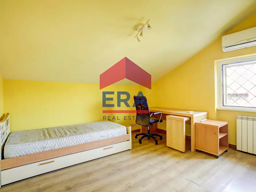 Immagine 23 di Villetta a schiera in vendita  in Via Sofocle 152 a Roma