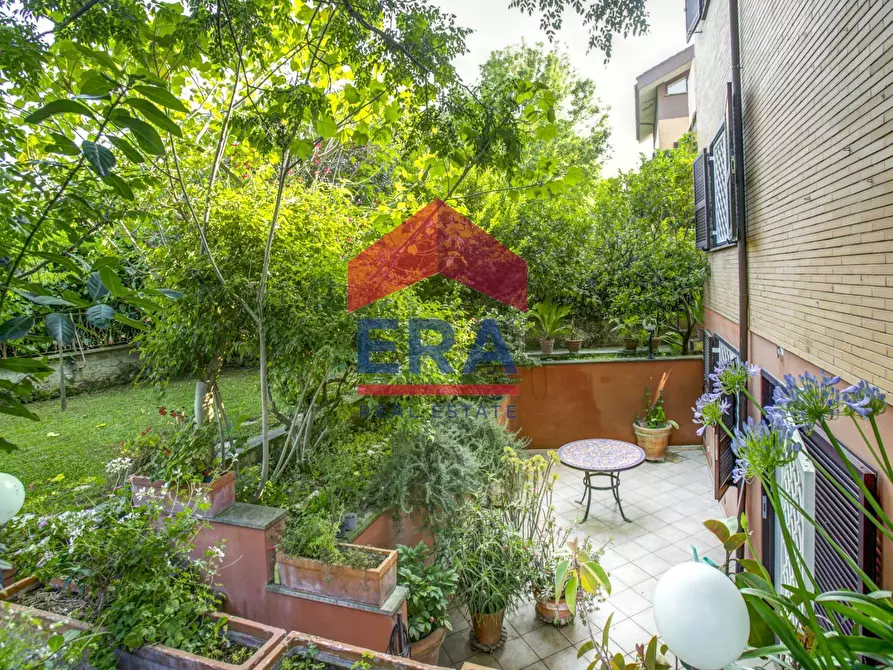 Immagine 29 di Villetta a schiera in vendita  in Via Sofocle 152 a Roma