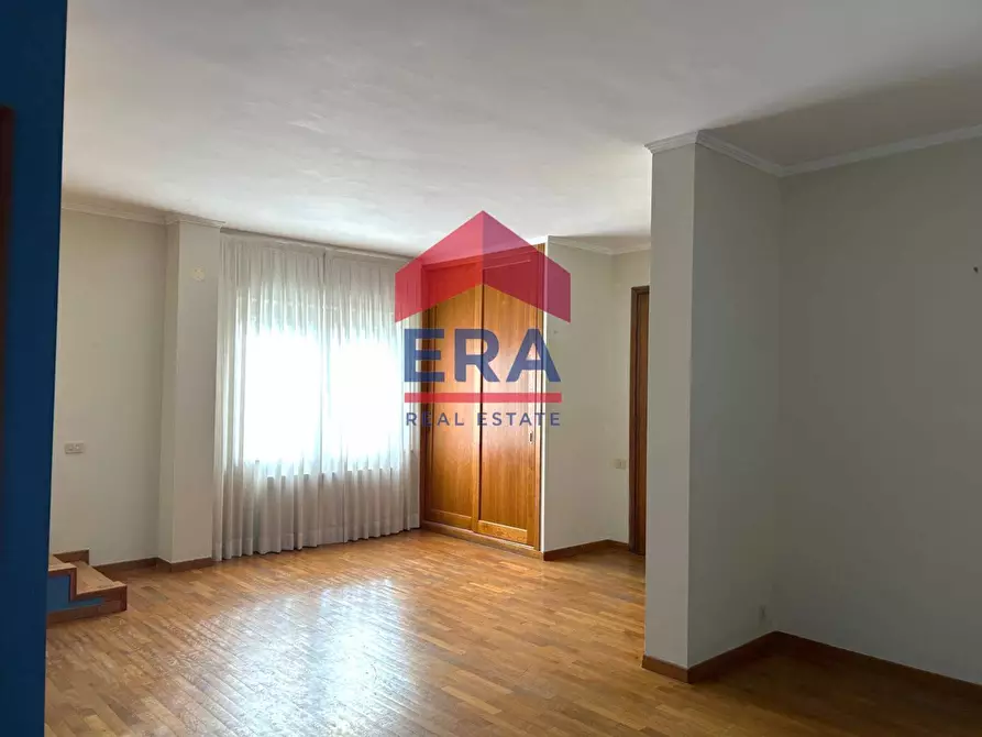 Immagine 6 di Villetta a schiera in vendita  in Via Sofocle 152 a Roma