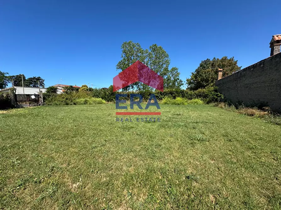 Immagine 6 di Terreno agricolo in vendita  in Via Bolbeno 12 a Roma