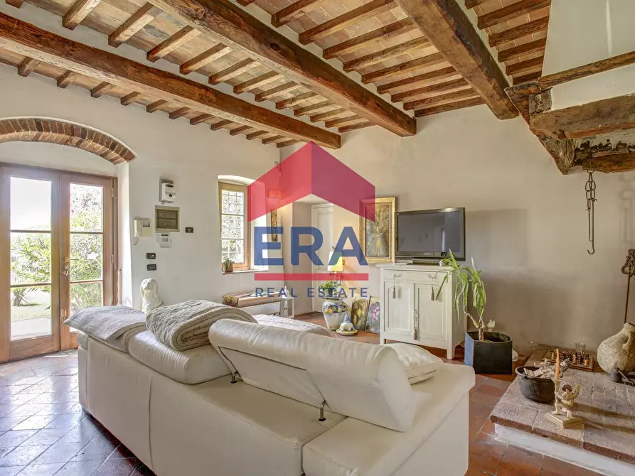 Immagine 1 di Rustico / casale in vendita  in Via Giuseppe Ungaretti 272/274 a Monsummano Terme