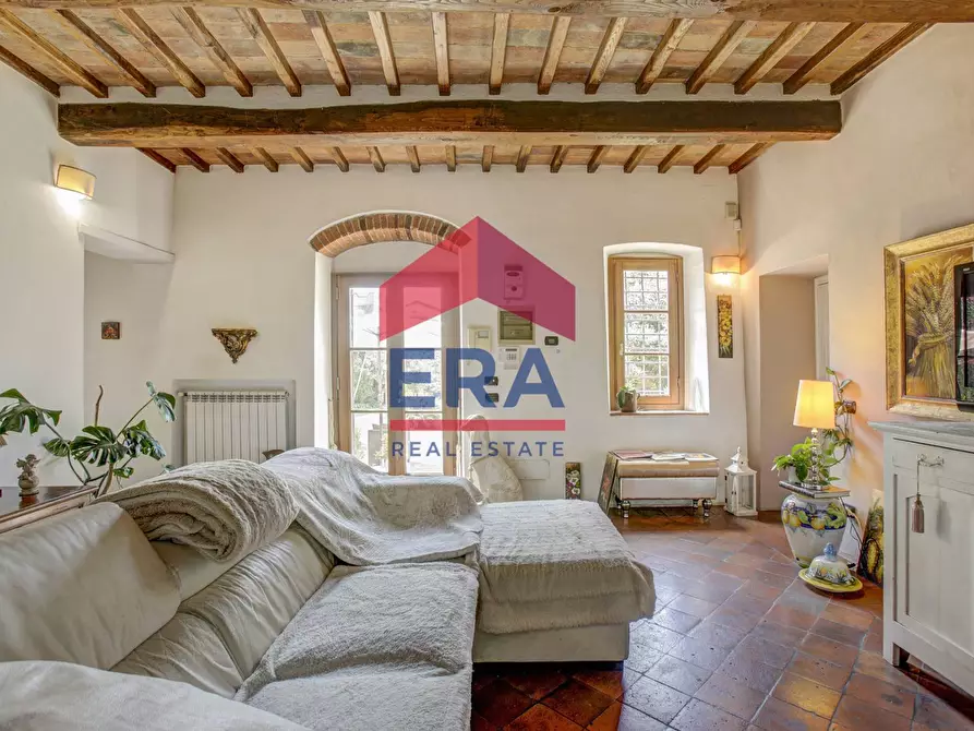 Immagine 2 di Rustico / casale in vendita  in Via Giuseppe Ungaretti 272/274 a Monsummano Terme