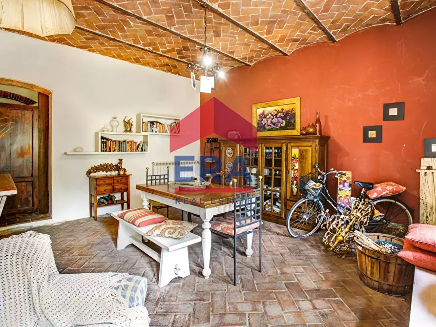 Immagine 9 di Rustico / casale in vendita  in Via Giuseppe Ungaretti 272/274 a Monsummano Terme