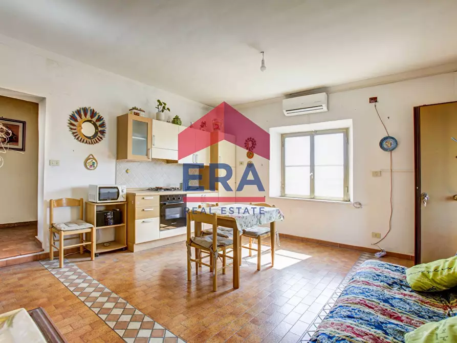 Immagine 21 di Rustico / casale in vendita  in Via dei Castelli Romani 110 a Pomezia