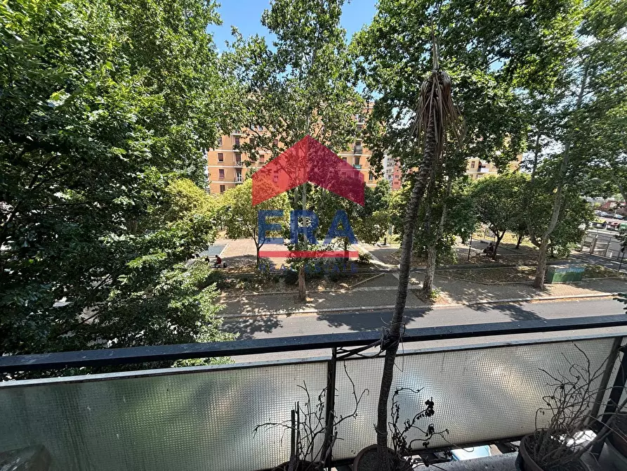 Immagine 18 di Appartamento in vendita  in Piazza Curzio Quinto 35 a Roma