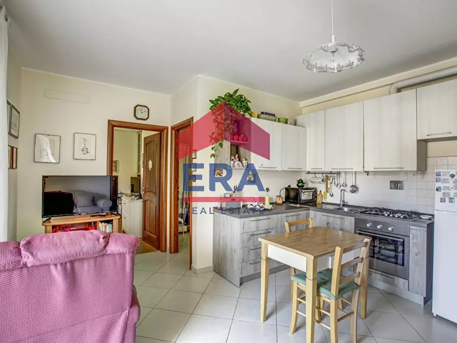 Immagine 6 di Appartamento in vendita  in Via Augusto Imperatore 34 a Pomezia