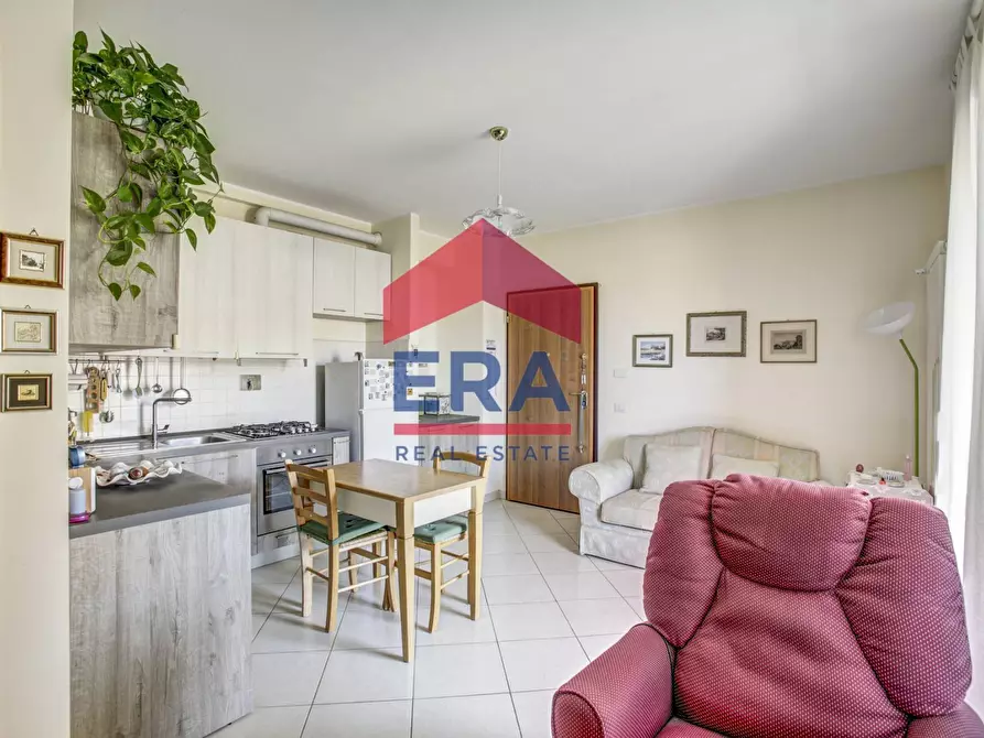 Immagine 8 di Appartamento in vendita  in Via Augusto Imperatore 34 a Pomezia