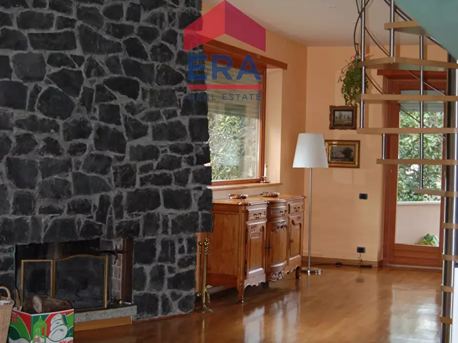 Immagine 5 di Villa in vendita  in Via Di Vallerano 112 a Roma