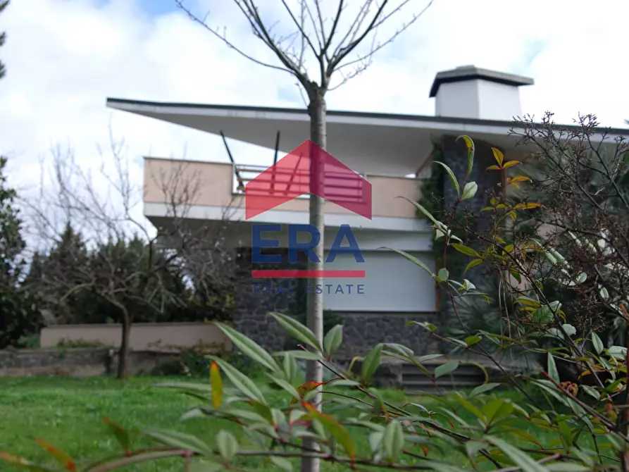 Immagine 13 di Villa in vendita  in Via Di Vallerano 112 a Roma