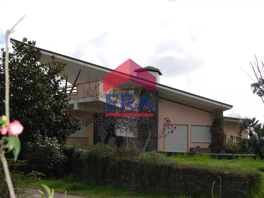 Immagine 15 di Villa in vendita  in Via Di Vallerano 112 a Roma