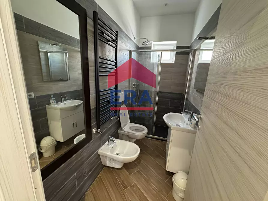 Immagine 16 di Magazzino in vendita  in Viale Della Pesca 30 a Fiumicino