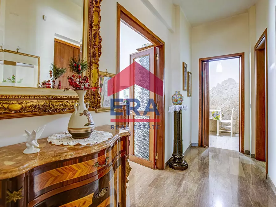 Immagine 16 di Appartamento in vendita  in Via Enrico Fermi 49 a Roma