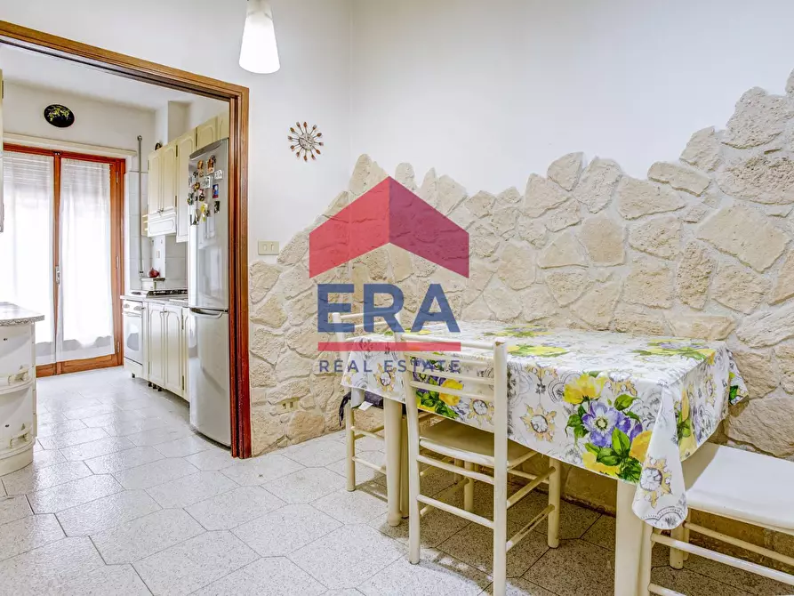 Immagine 9 di Appartamento in vendita  in Via Enrico Fermi 49 a Roma