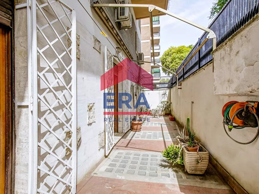 Immagine 20 di Appartamento in vendita  in Via Enrico Fermi 49 a Roma