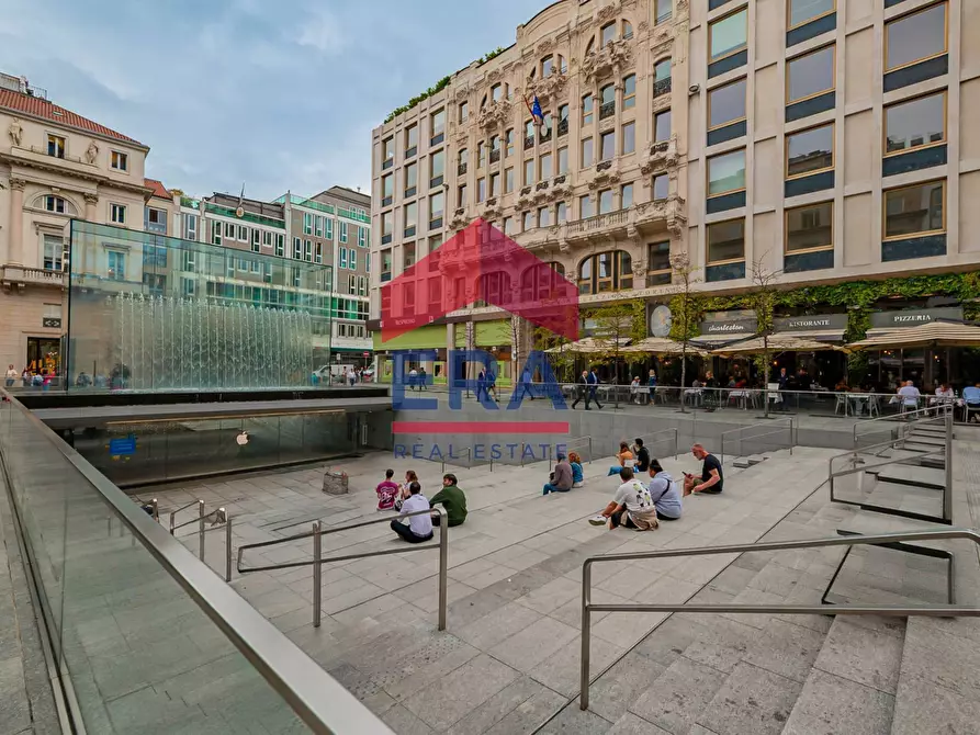 Immagine 2 di Appartamento in vendita  in Galleria De Cristoforis 3 a Milano