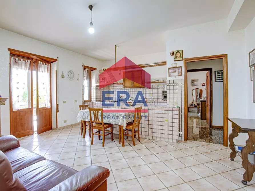 Immagine 9 di Villa in vendita  in Via E.Torricelli 6 a Pomezia