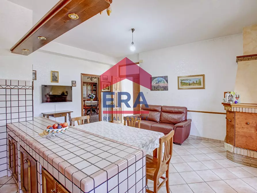 Immagine 11 di Villa in vendita  in Via E.Torricelli 6 a Pomezia