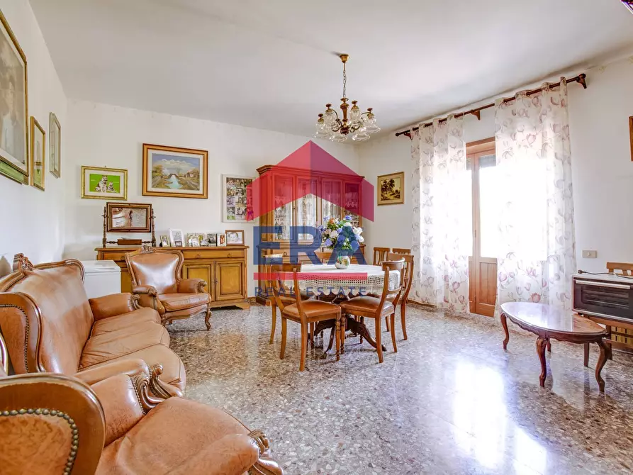 Immagine 12 di Villa in vendita  in Via E.Torricelli 6 a Pomezia